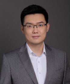 评测主席杨成.png